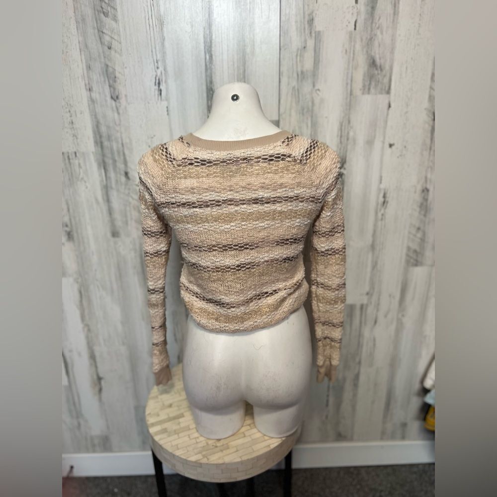 Sweater   - Picture 2 of 7